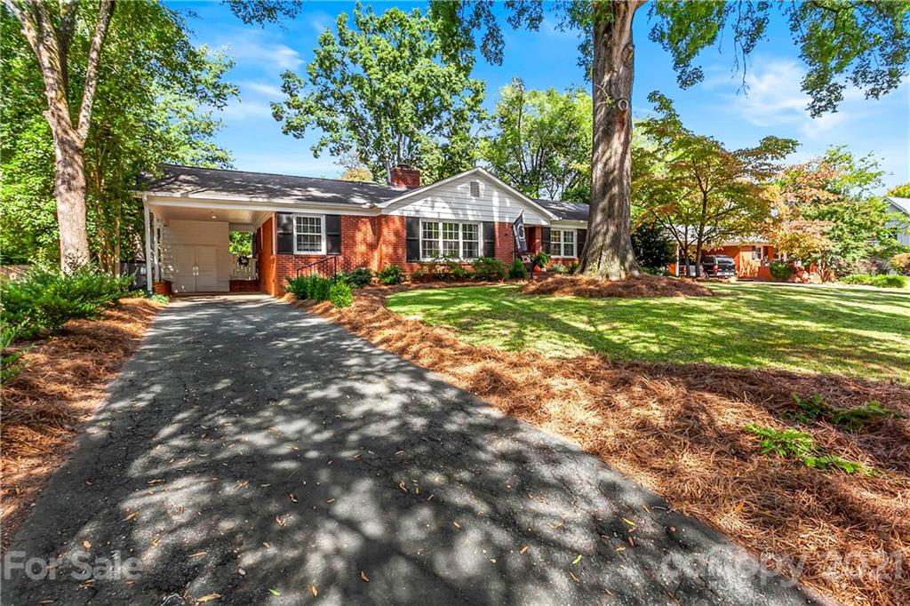 5011 Wedgewood Drive Charlotte NC 28210