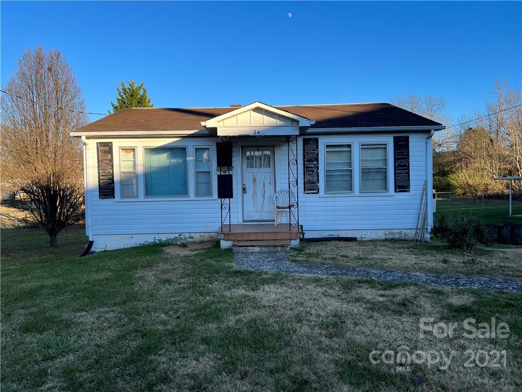 34 28th Street NW Hickory NC 28601