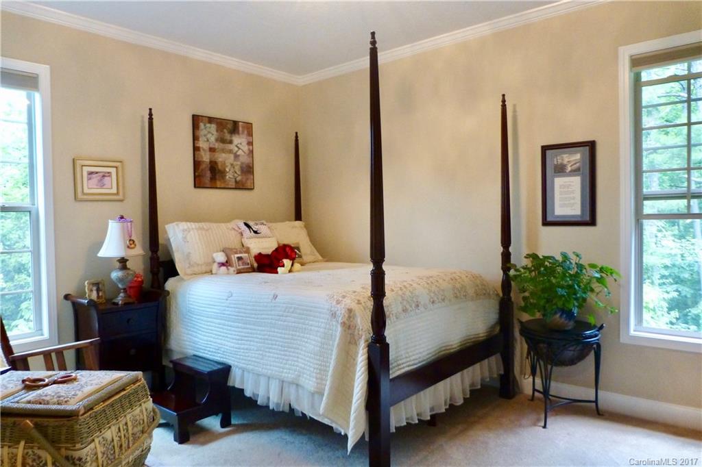 42 Hawtree Court Weaverville NC 28787