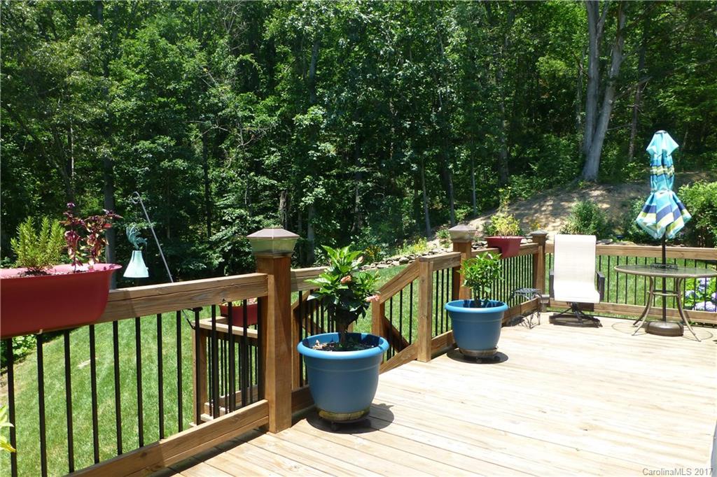 42 Hawtree Court Weaverville NC 28787