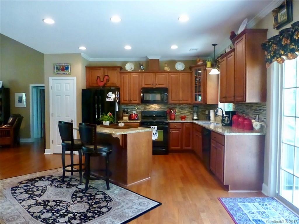 42 Hawtree Court Weaverville NC 28787