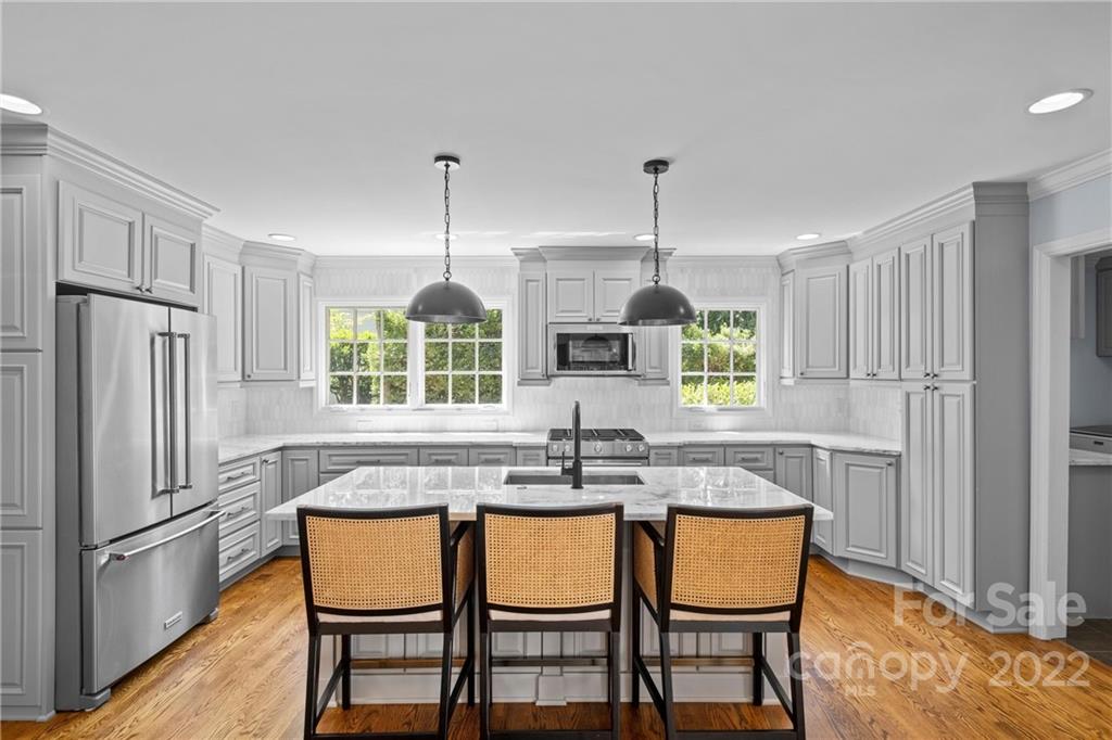 4829 Montclair Avenue Charlotte NC 28211