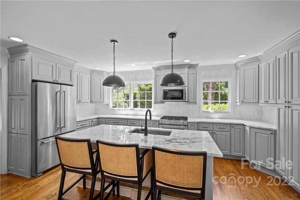 4829 Montclair Avenue Charlotte NC 28211