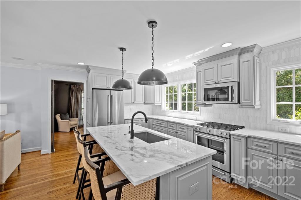 4829 Montclair Avenue Charlotte NC 28211