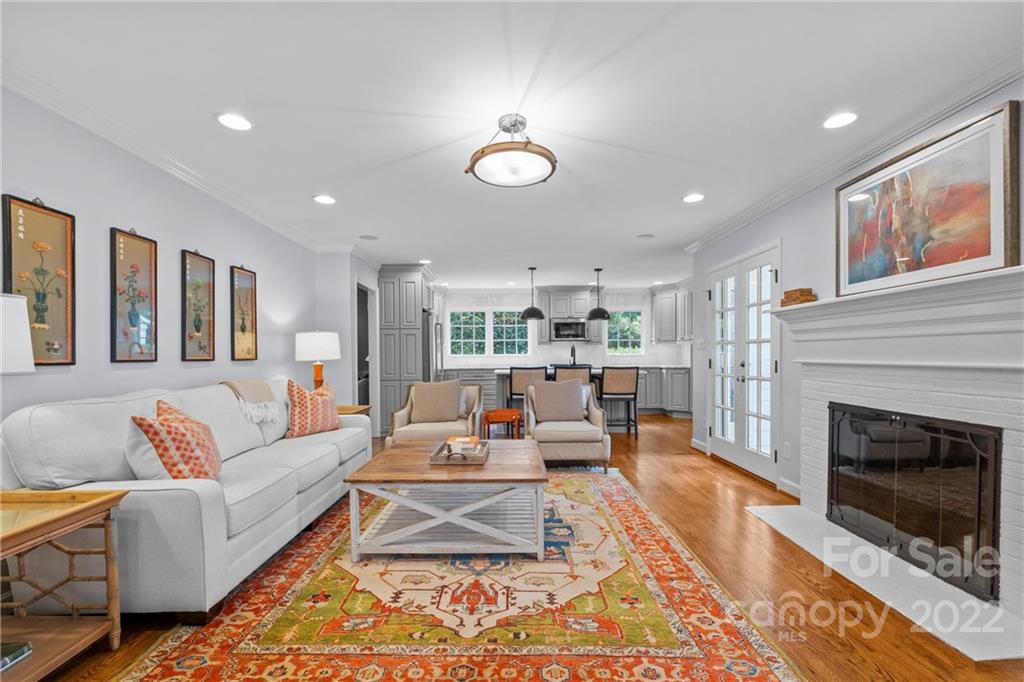 4829 Montclair Avenue Charlotte NC 28211