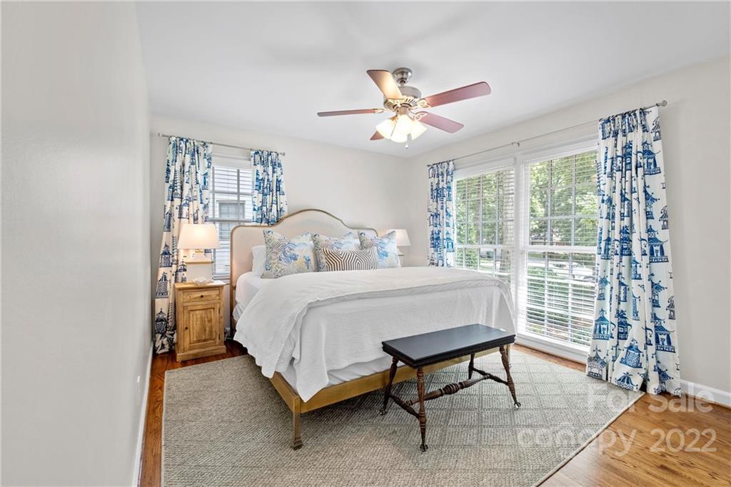 4829 Montclair Avenue Charlotte NC 28211