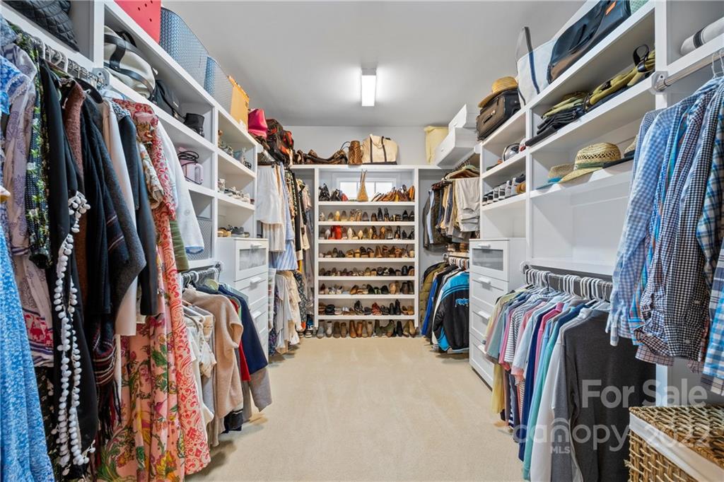 4829 Montclair Avenue Charlotte NC 28211