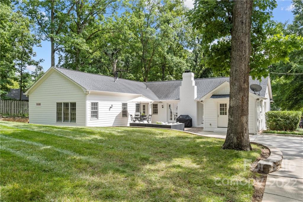 4829 Montclair Avenue Charlotte NC 28211