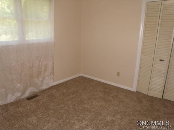 30 Fieldcrest Circle Asheville NC 28806