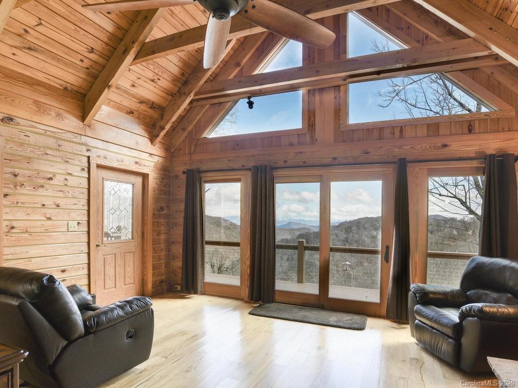 35 Ginseng Trail Mars Hill NC 28754