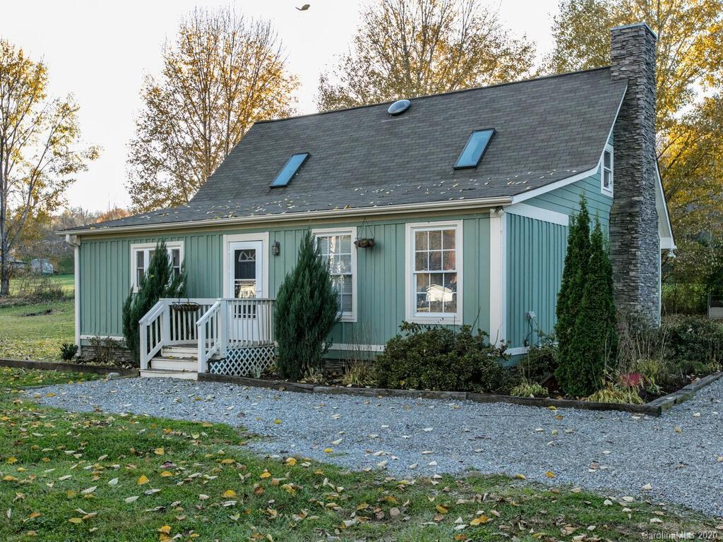 11 Mauney Lane Waynesville NC 28786