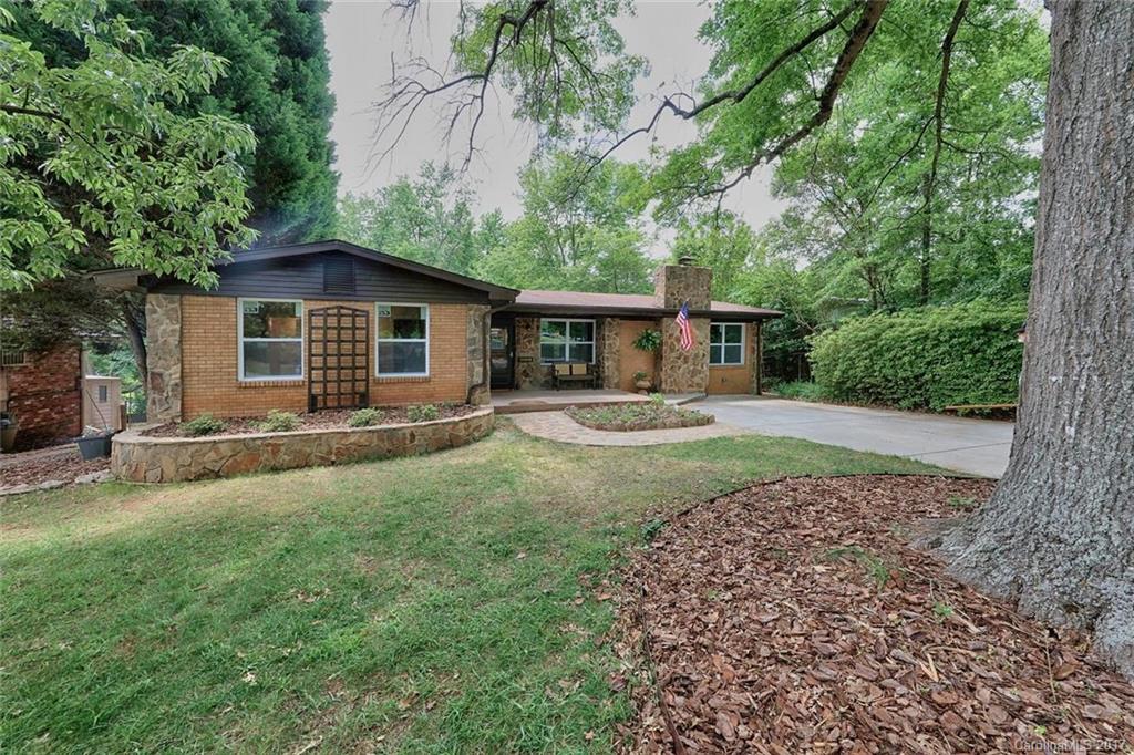 828 Seneca Place Charlotte NC 28210