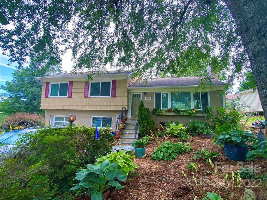 5187 Lake Park Drive Hickory NC 28601