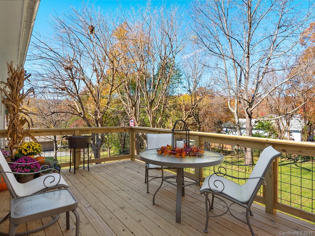 26 Nixon Terrace Asheville NC 28805