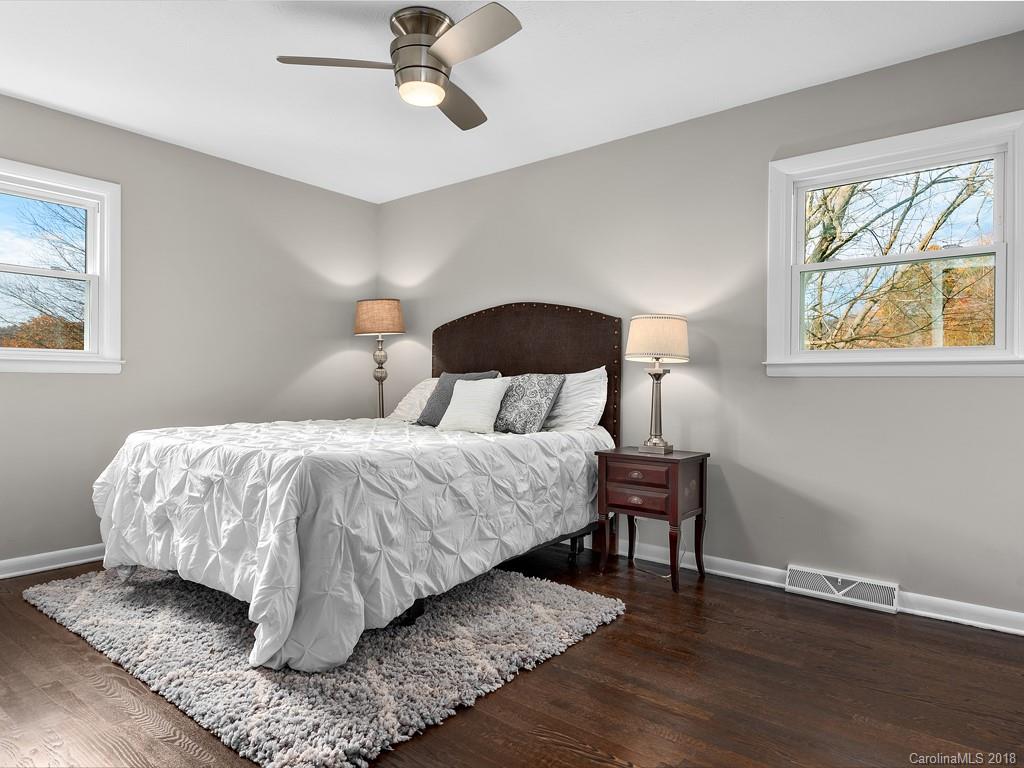 26 Nixon Terrace Asheville NC 28805