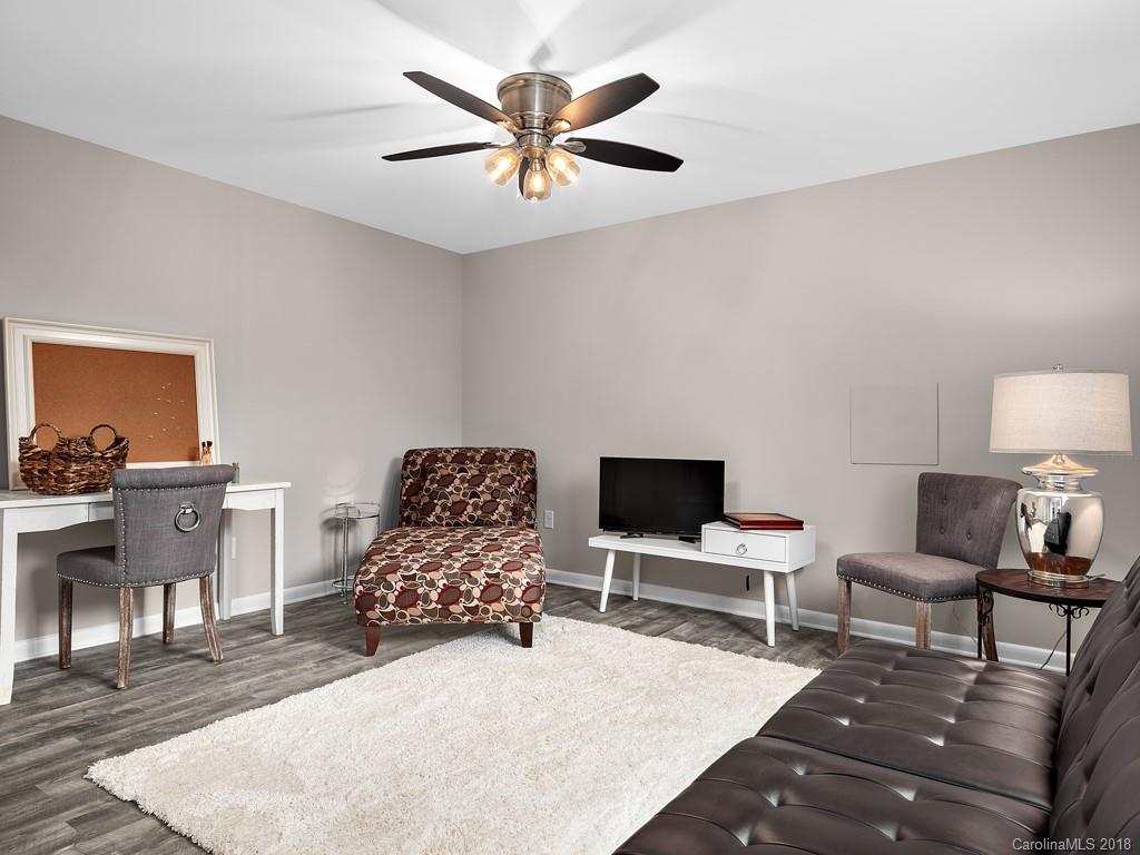26 Nixon Terrace Asheville NC 28805