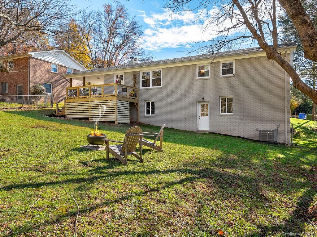 26 Nixon Terrace Asheville NC 28805