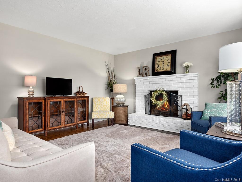 26 Nixon Terrace Asheville NC 28805