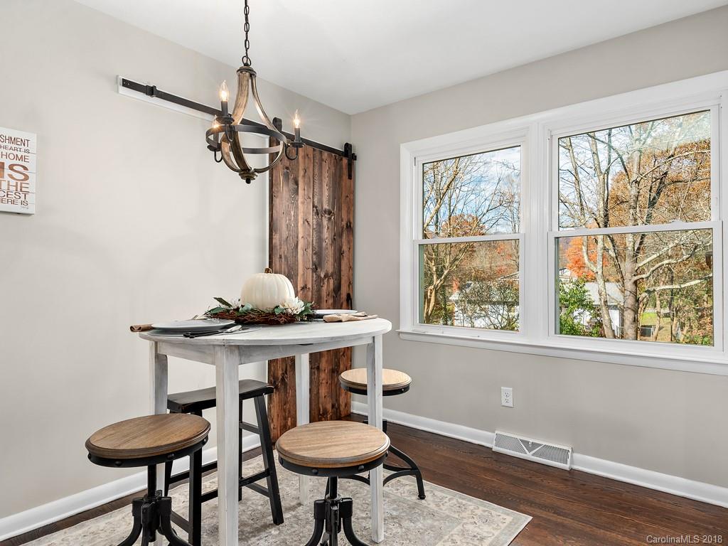 26 Nixon Terrace Asheville NC 28805
