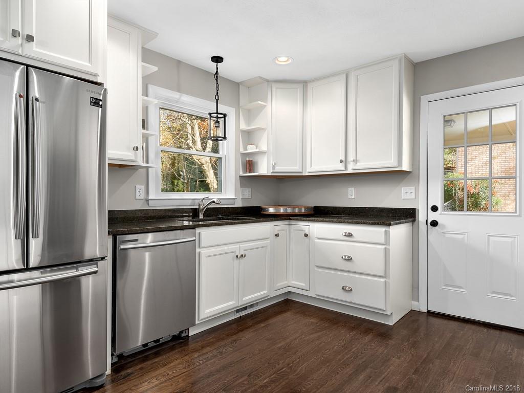 26 Nixon Terrace Asheville NC 28805