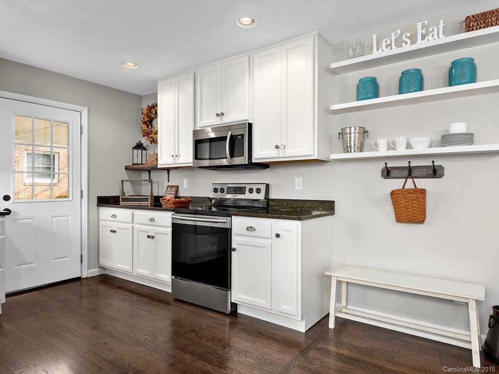 26 Nixon Terrace Asheville NC 28805