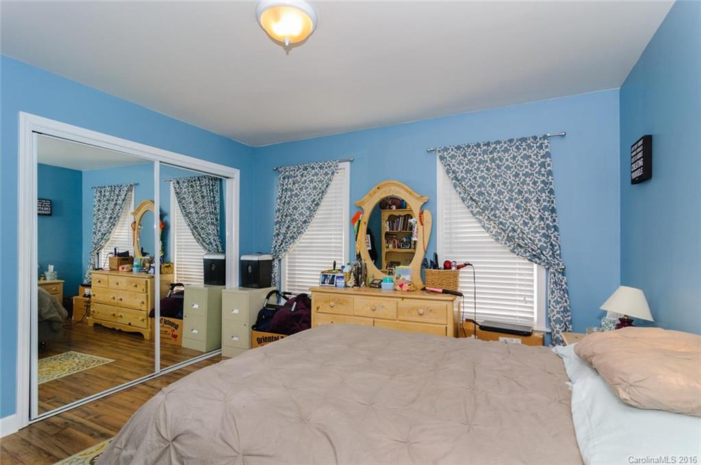 20 Jefferson Drive Asheville NC 28801