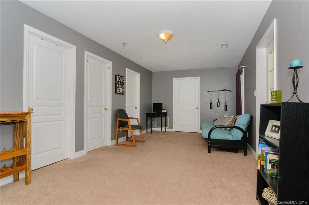 20 Jefferson Drive Asheville NC 28801