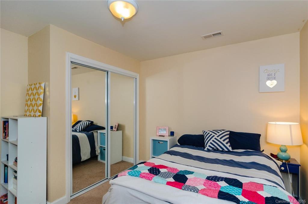 20 Jefferson Drive Asheville NC 28801