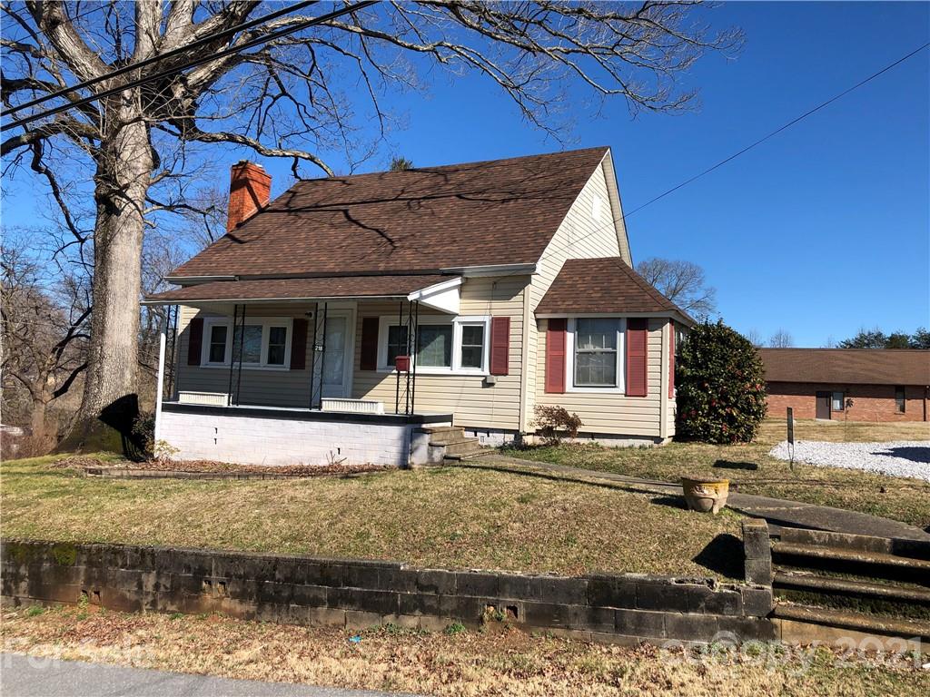 218 Church Street Marion NC 28752