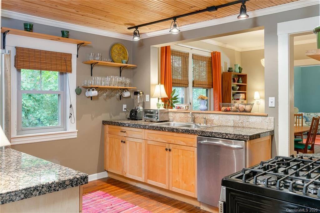 86 Forsythe Street Asheville NC 28801