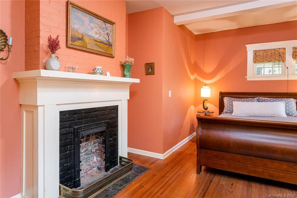 86 Forsythe Street Asheville NC 28801