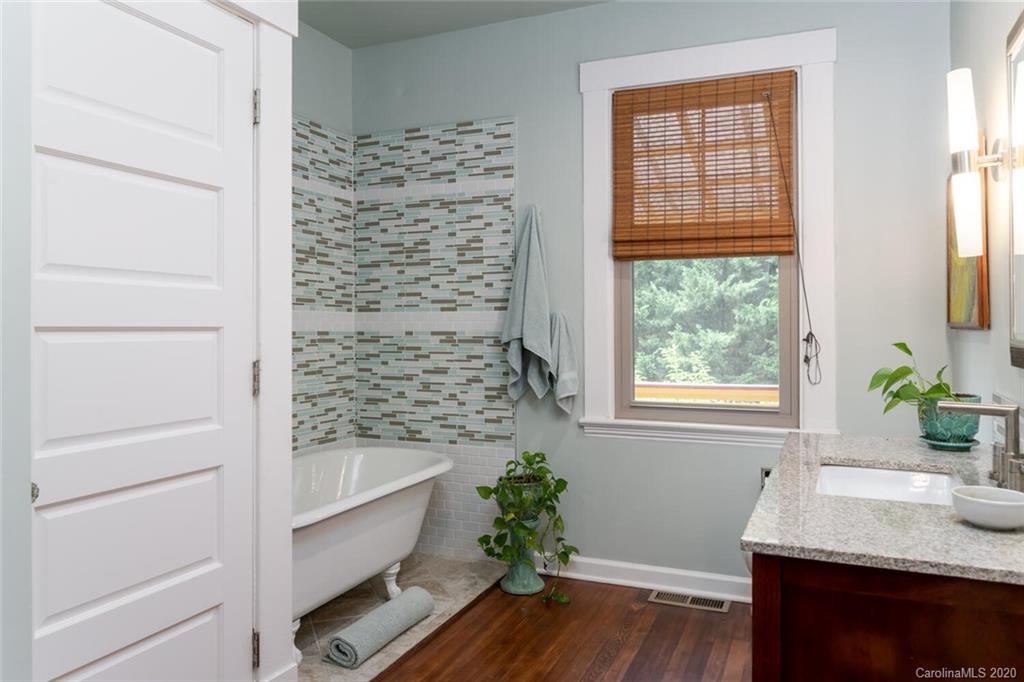 86 Forsythe Street Asheville NC 28801