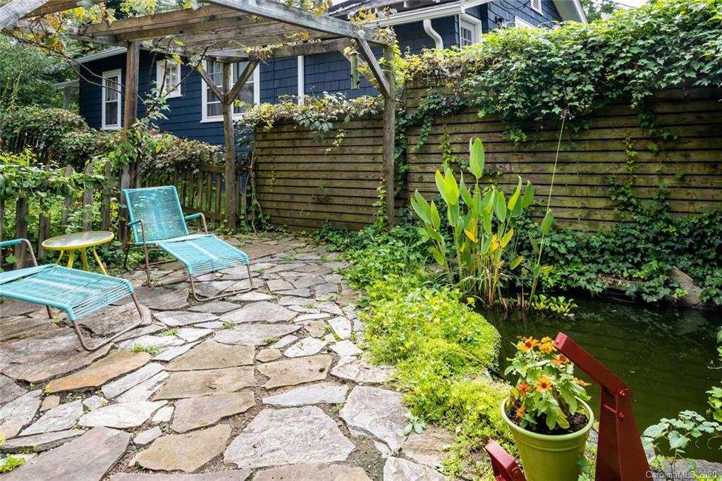 86 Forsythe Street Asheville NC 28801