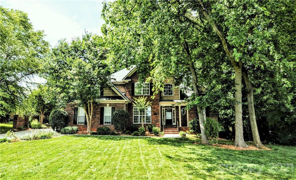 8001 Glamorgan Lane Matthews NC 28104
