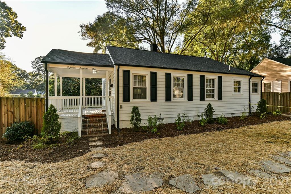 1875 Garibaldi Avenue Charlotte NC 28208