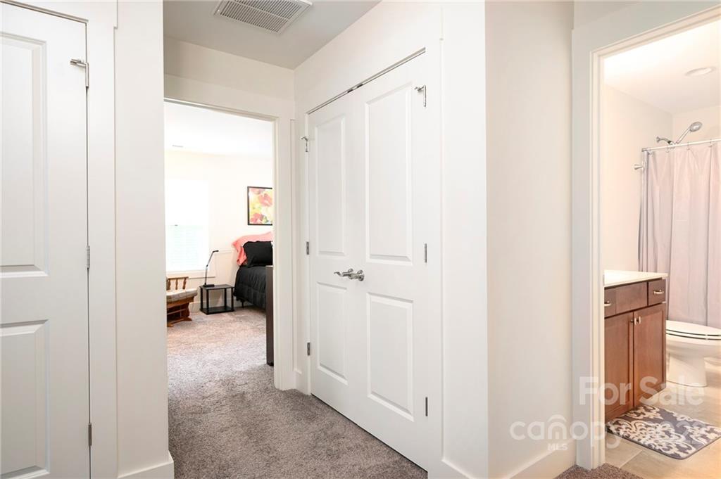 19 Crayton Park Drive Asheville NC 28803