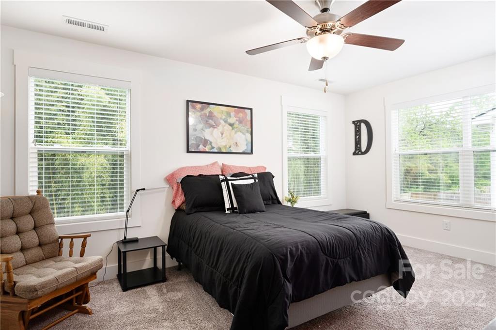 19 Crayton Park Drive Asheville NC 28803
