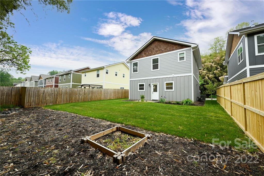 19 Crayton Park Drive Asheville NC 28803