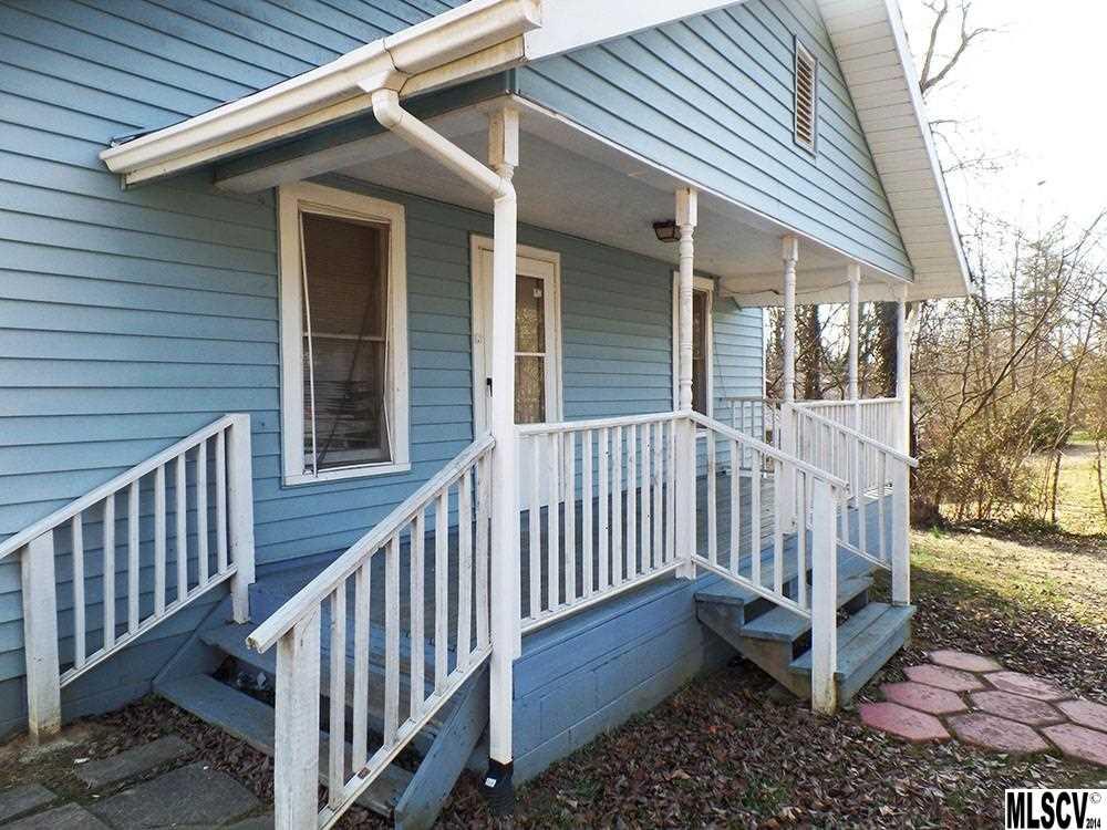 141 5th Avenue SW Hickory NC 28602