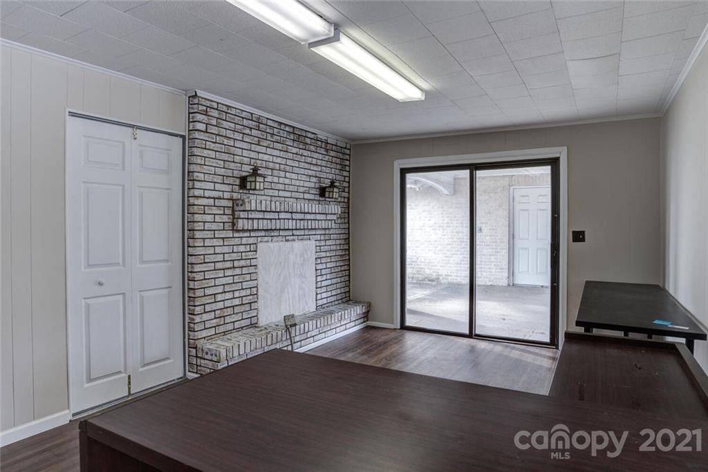 602 Kanuga Road Hendersonville NC 28739