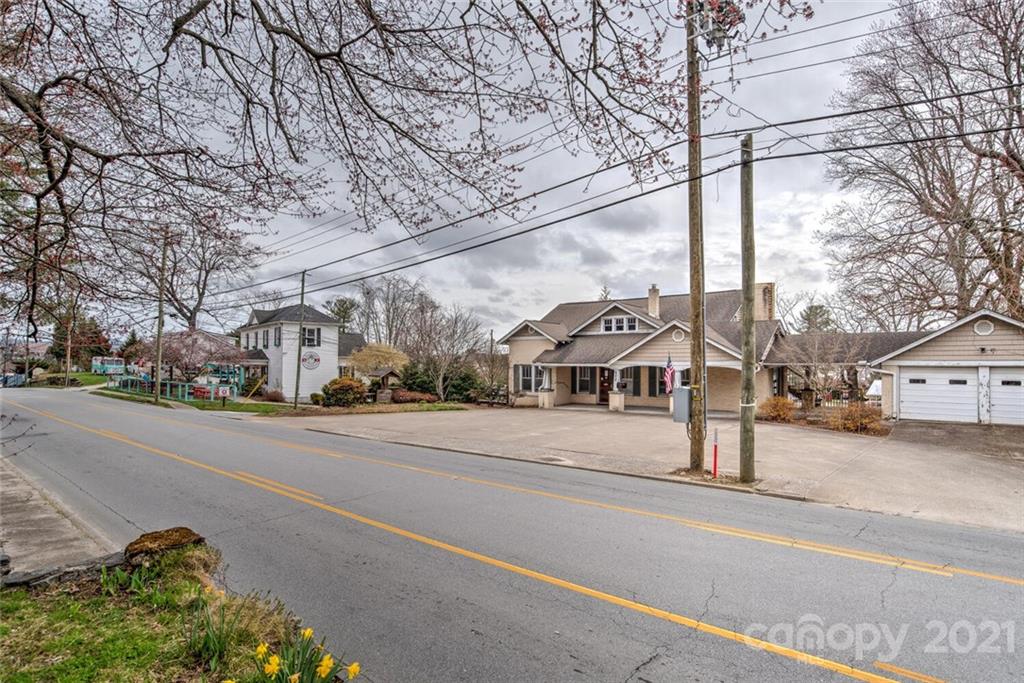 602 Kanuga Road Hendersonville NC 28739