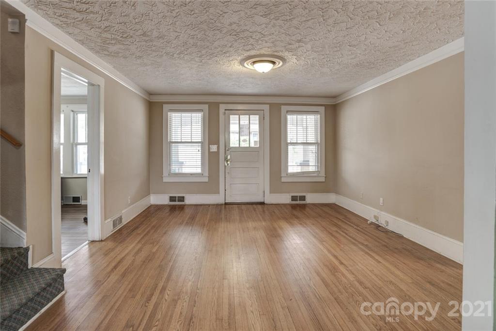 602 Kanuga Road Hendersonville NC 28739