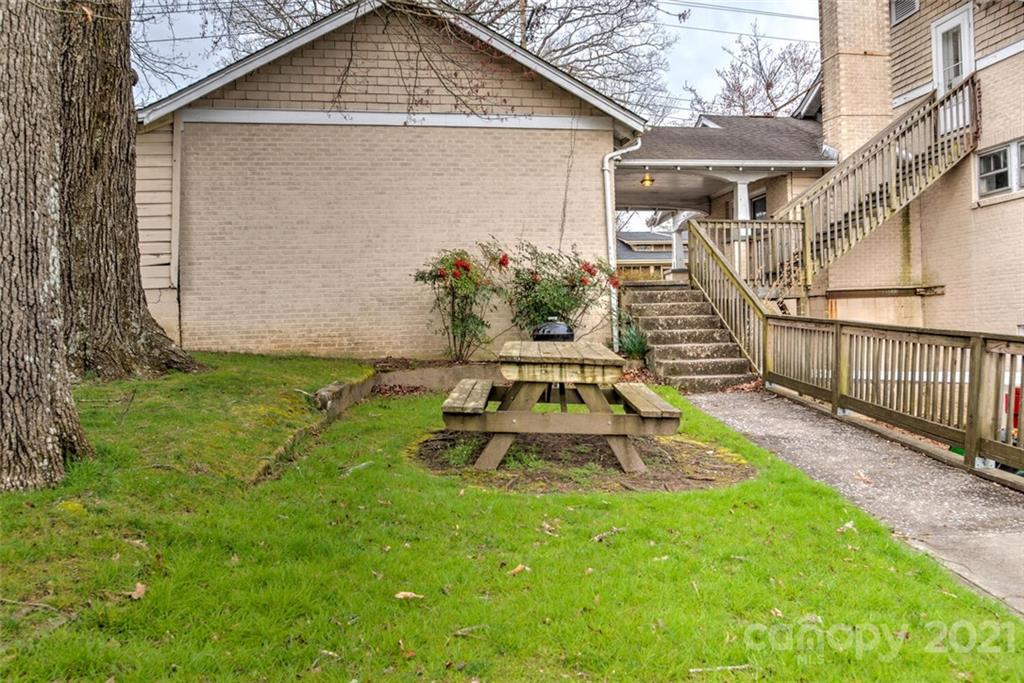 602 Kanuga Road Hendersonville NC 28739