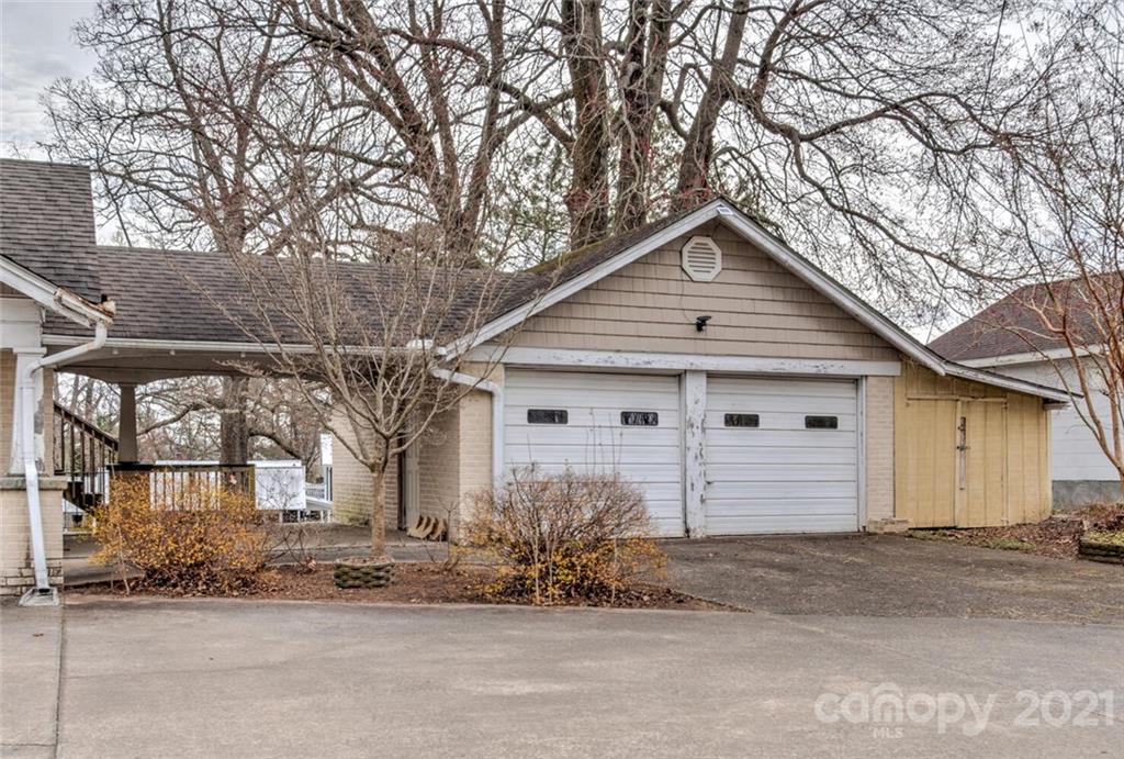602 Kanuga Road Hendersonville NC 28739