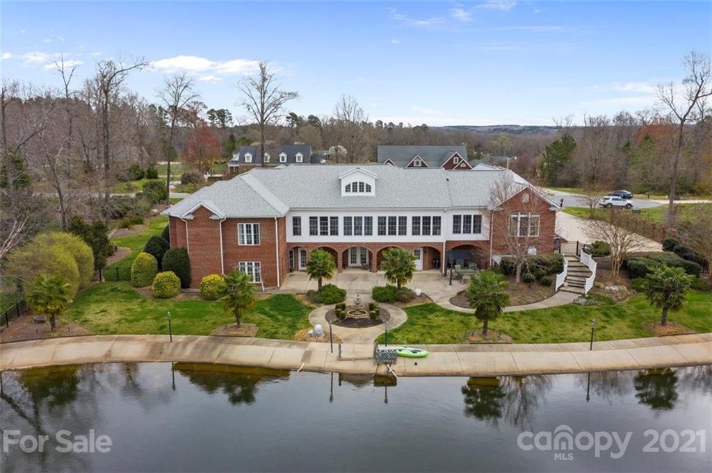 6823 Manatee Drive Concord NC 28025