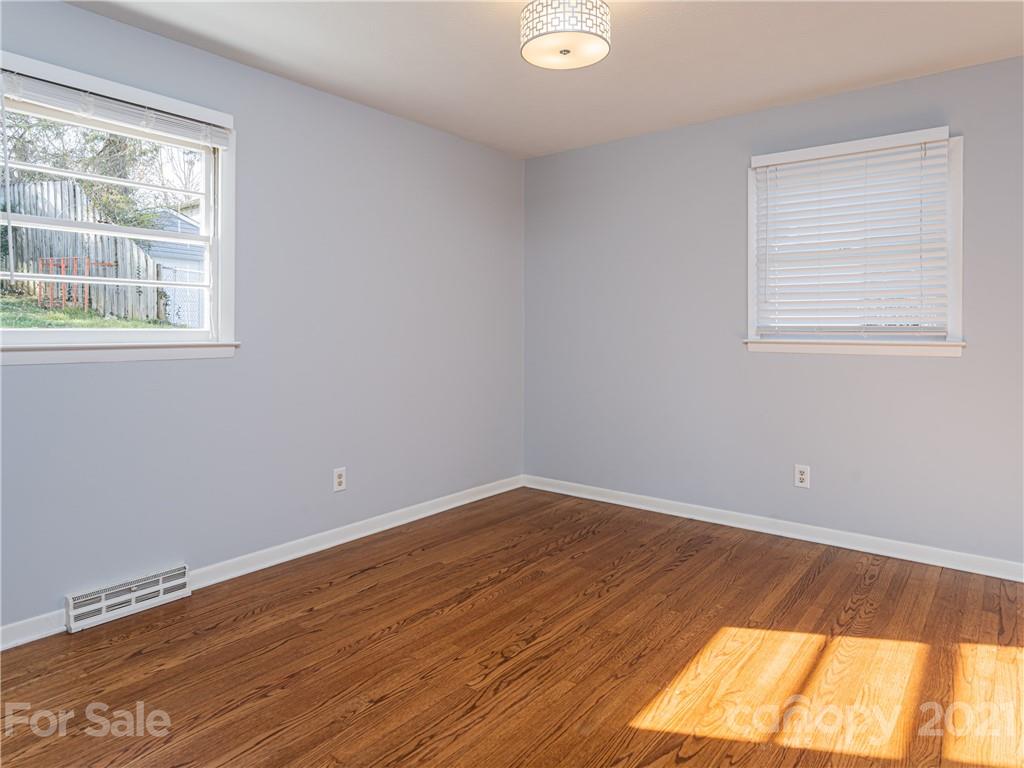 54 Brucemont Circle Asheville NC 28806