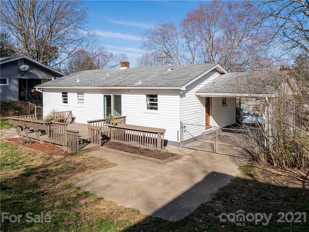 54 Brucemont Circle Asheville NC 28806