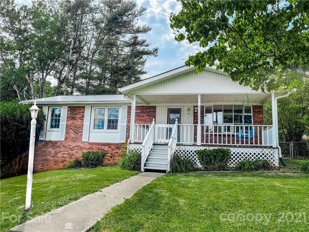 14 Oak Leaf Lane Arden NC 28704