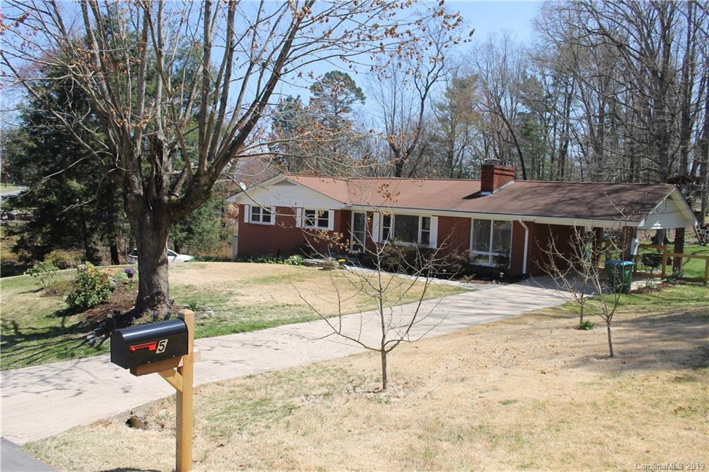 5 Starnes Cove Drive Asheville NC 28806