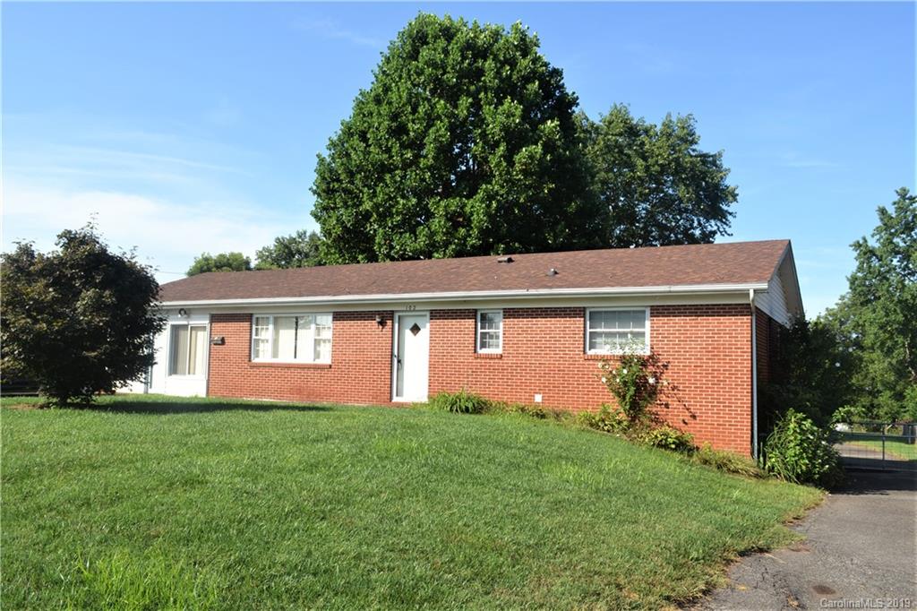 102 Lackey Street Morganton NC 28655